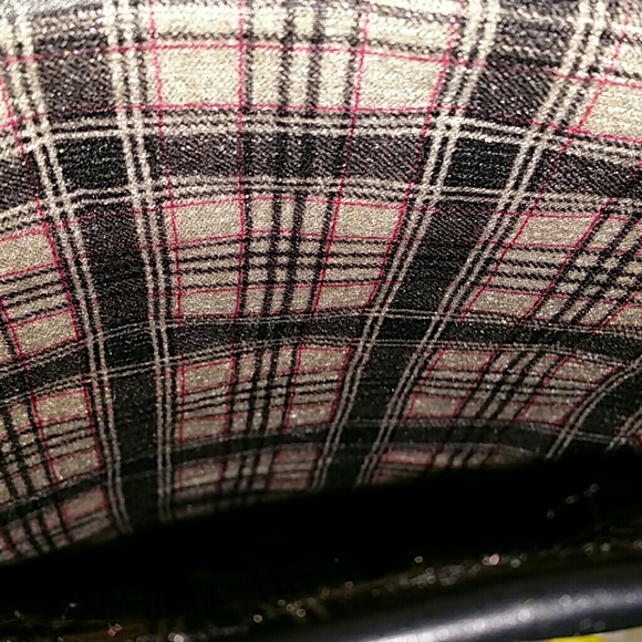 Boots - Picture 5 of 6